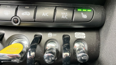 MINI Hatchback 135kW Cooper S Level 3 33kWh 3dr Auto Electric Hatchback